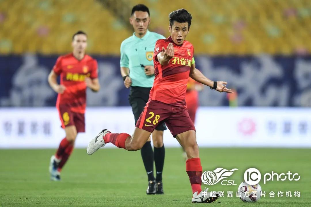 نهائيات دوري أبطال أوروبا من 2000 إلى 2020رحلة الأساطير والانتصارات