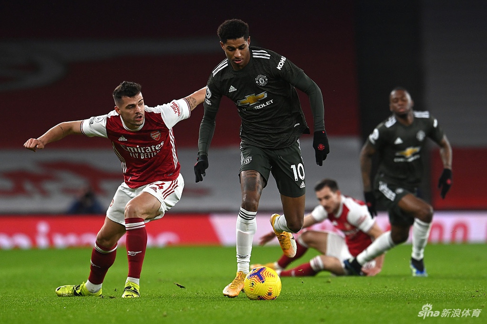 الدوري الإيطالي الدرجة الثانيةبوابة العودة إلى دوري النخبة