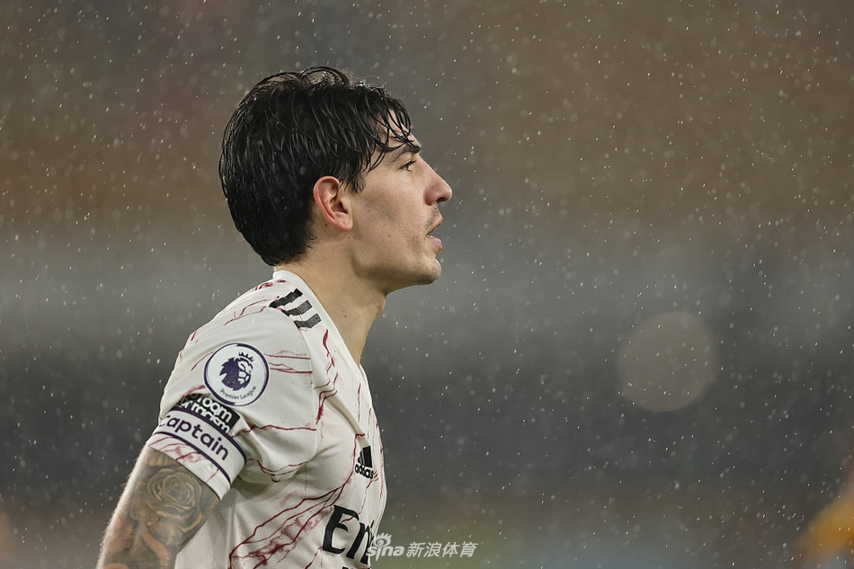 الدوري الإيطالي الدرجة الثانيةبوابة العودة إلى دوري النخبة