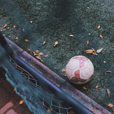 موعدمباراةالأهليوبيراميدزالساعةكاموالقنواتالناقلة